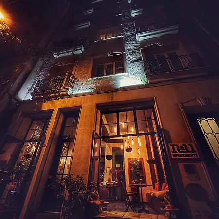 No11 & Aparthotel