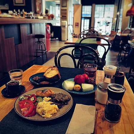 No11 & Aparthotel 4*