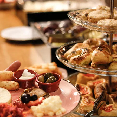 No11 & Aparthotel 4*