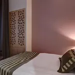 No11 & 4* Istanbul