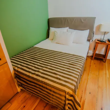 Aparthotel No11 &