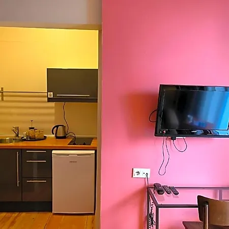 Apartmanhotel No11 & 4*