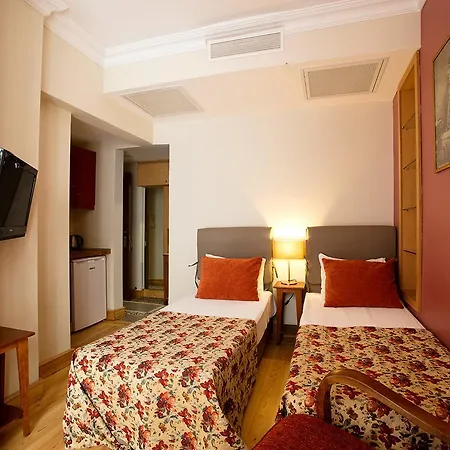 No11 & Aparthotel